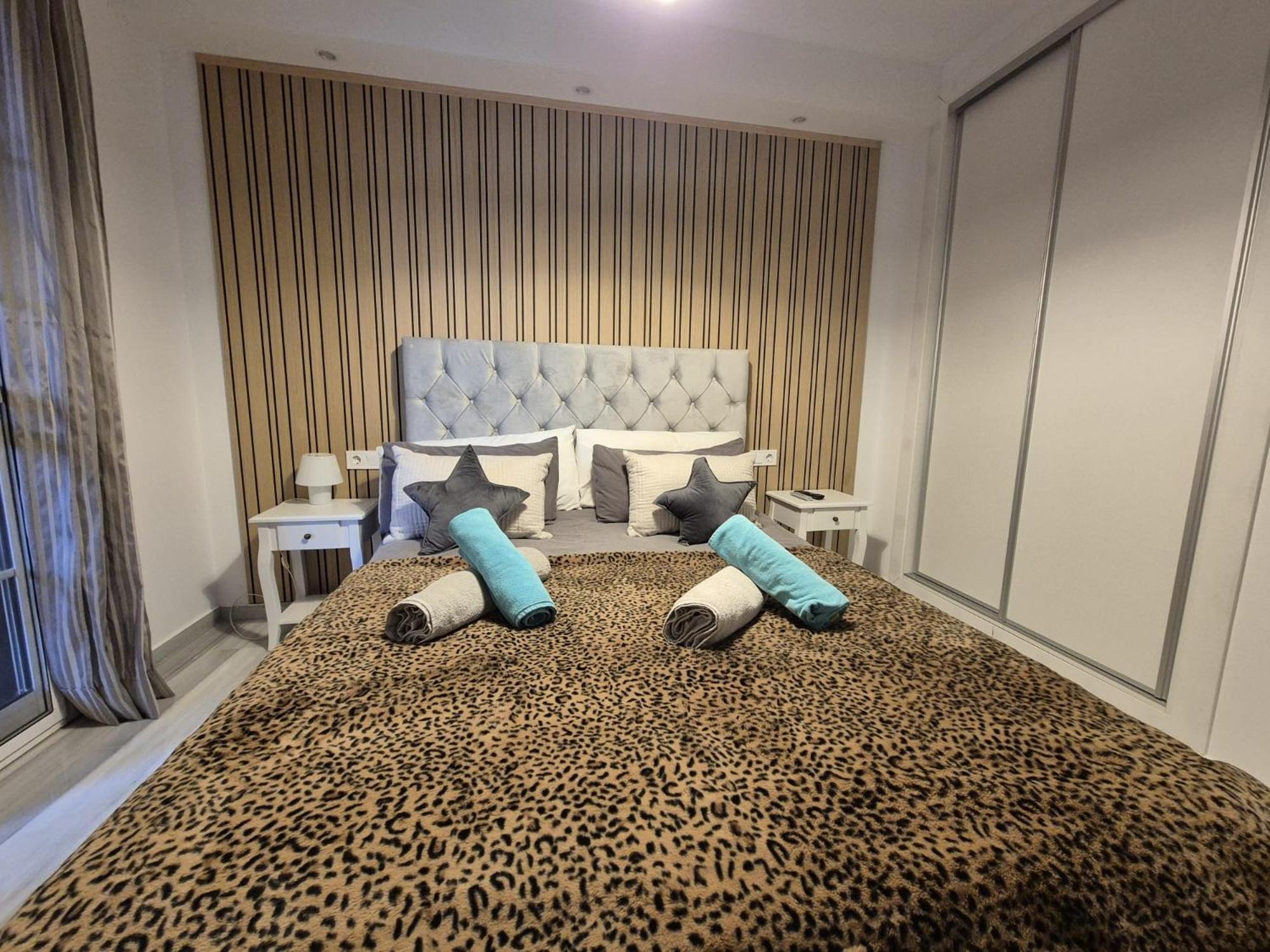 Luxurious Three Bedroom Duplex Apt Close To Beach Fuengirola Eksteriør bilde